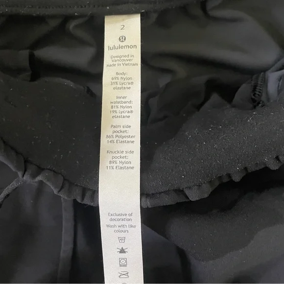 Lululemon Stretch High Rise 7/8 Pants - Camo Size 2 - Picture 3 of 9